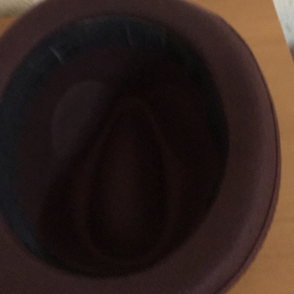 Hat ,one size. - Picture 3 of 4